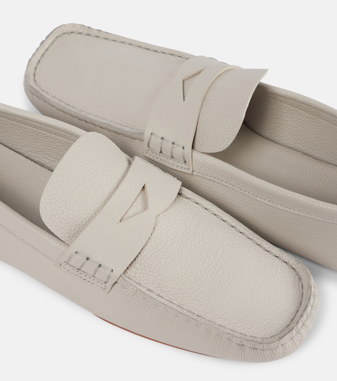 Scarpe penny loafers in pelle Billy di KHAITE per uno stile giovane e raffinato