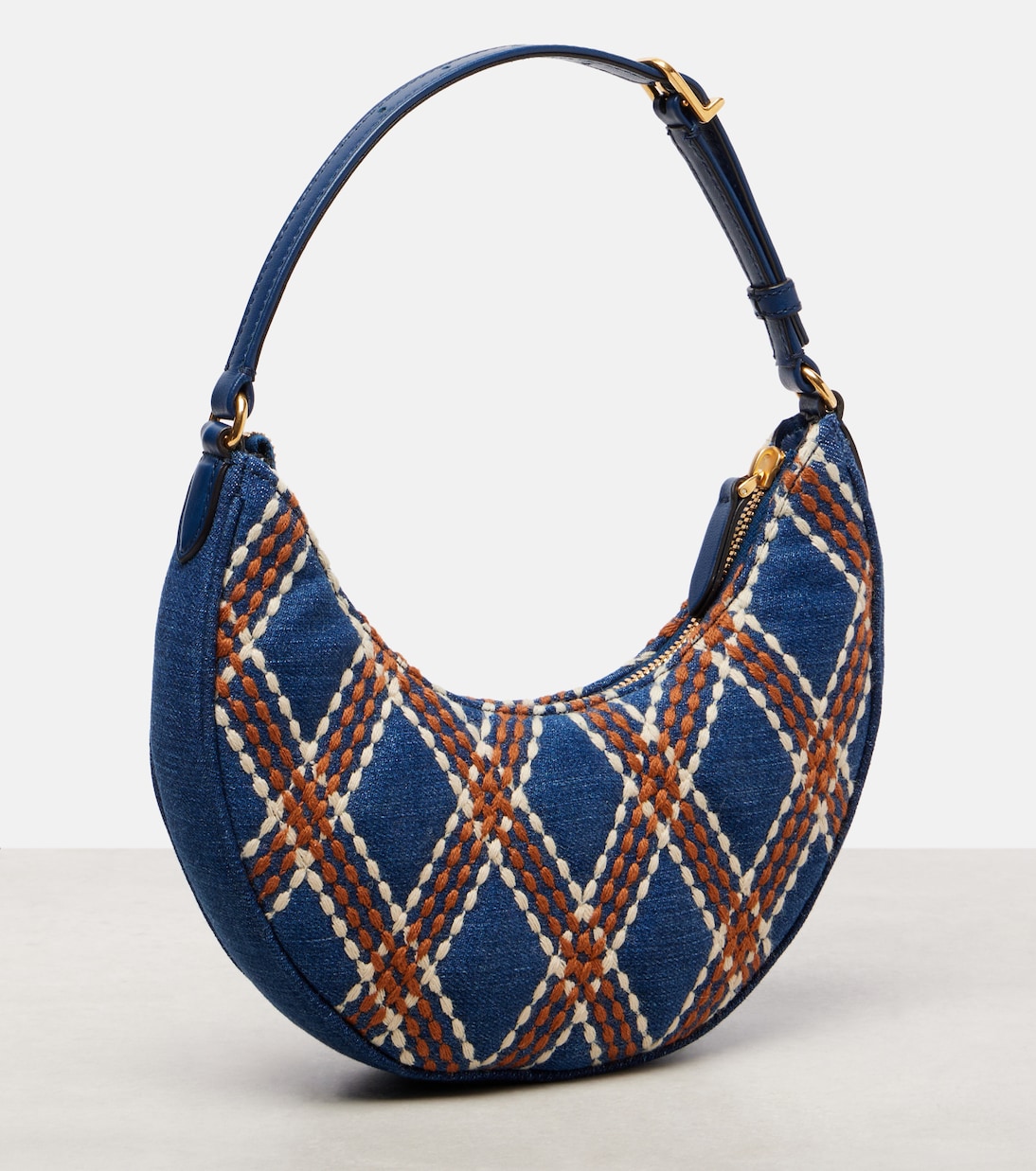 Quiltie 67 embroidered denim shoulder bag | Valentino Garavani