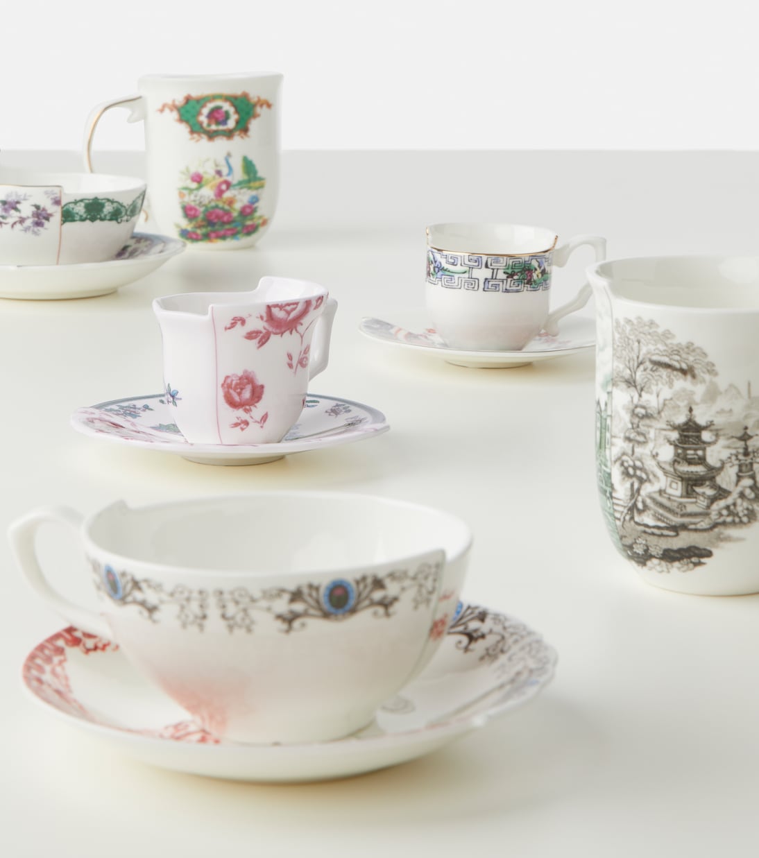 Hybrid Leonia espresso cup and saucer set | Seletti