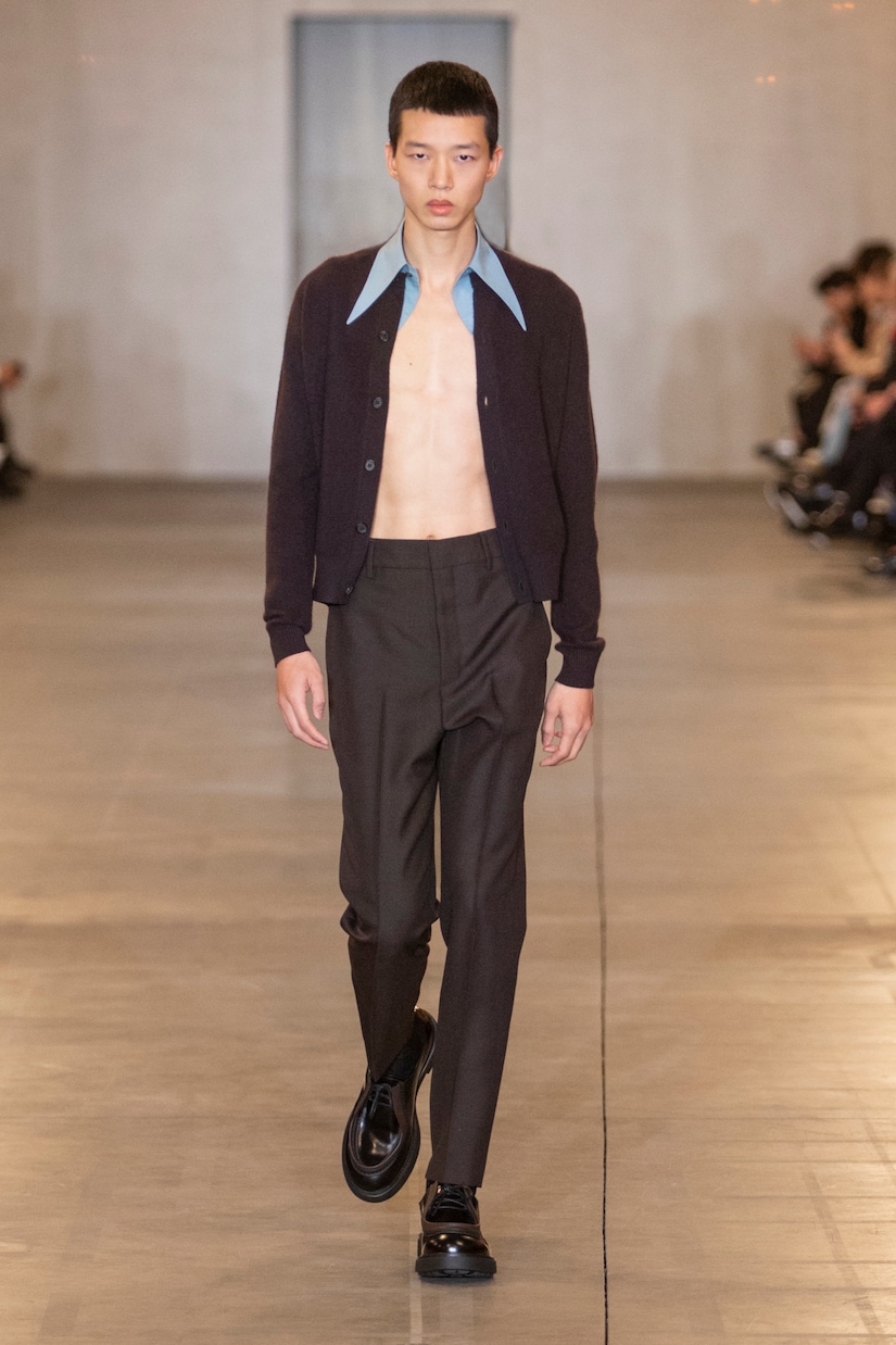 Cardigan in misto cashmere  | Prada