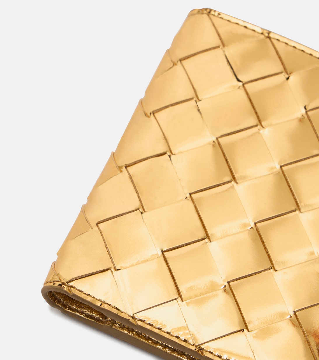 Portafoglio Bottega Veneta in pelle metallizzata con design Intrecciato, stile giovane e moderno