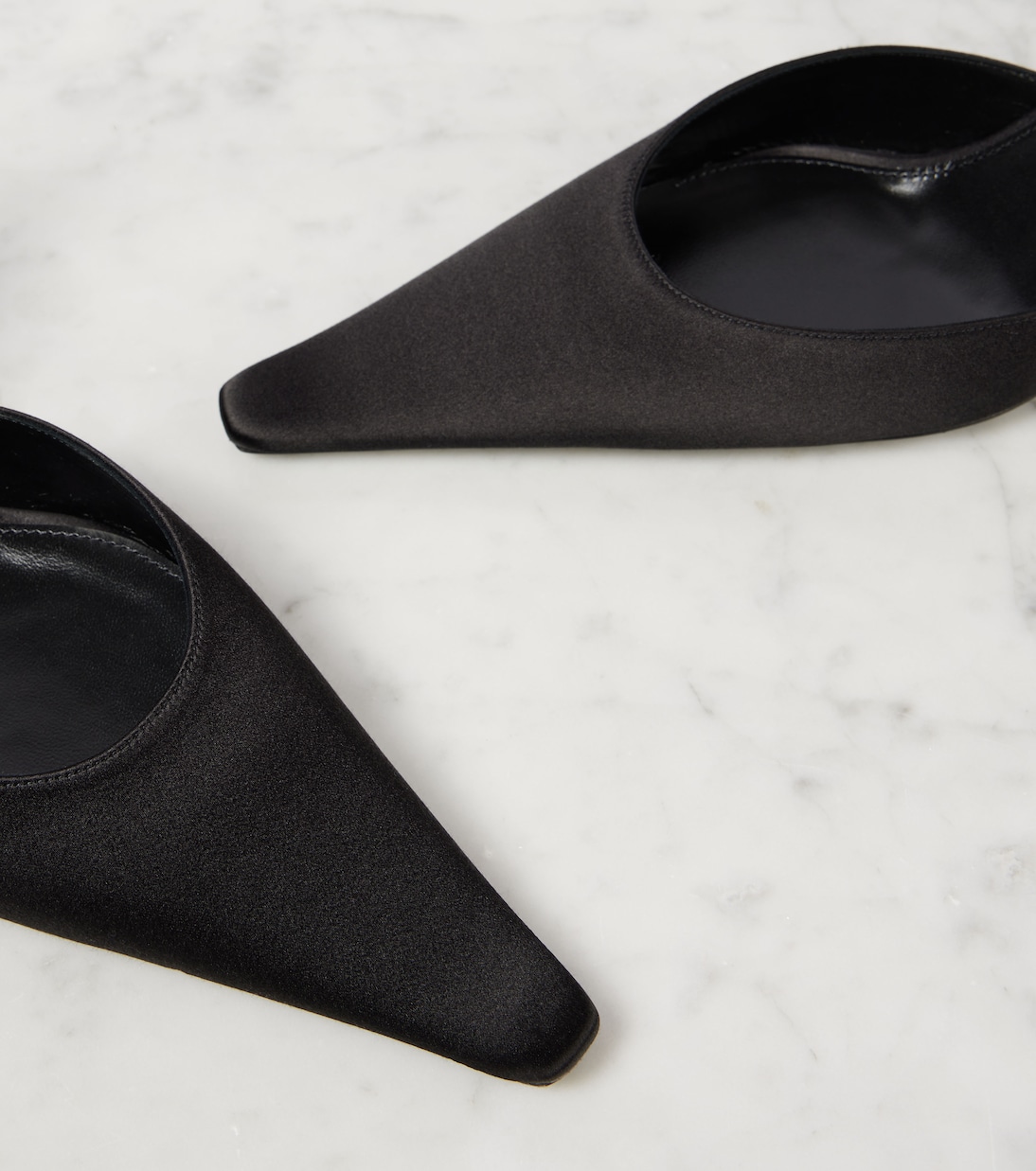 Pumps slingback Aimée 75 in raso | Saint Laurent