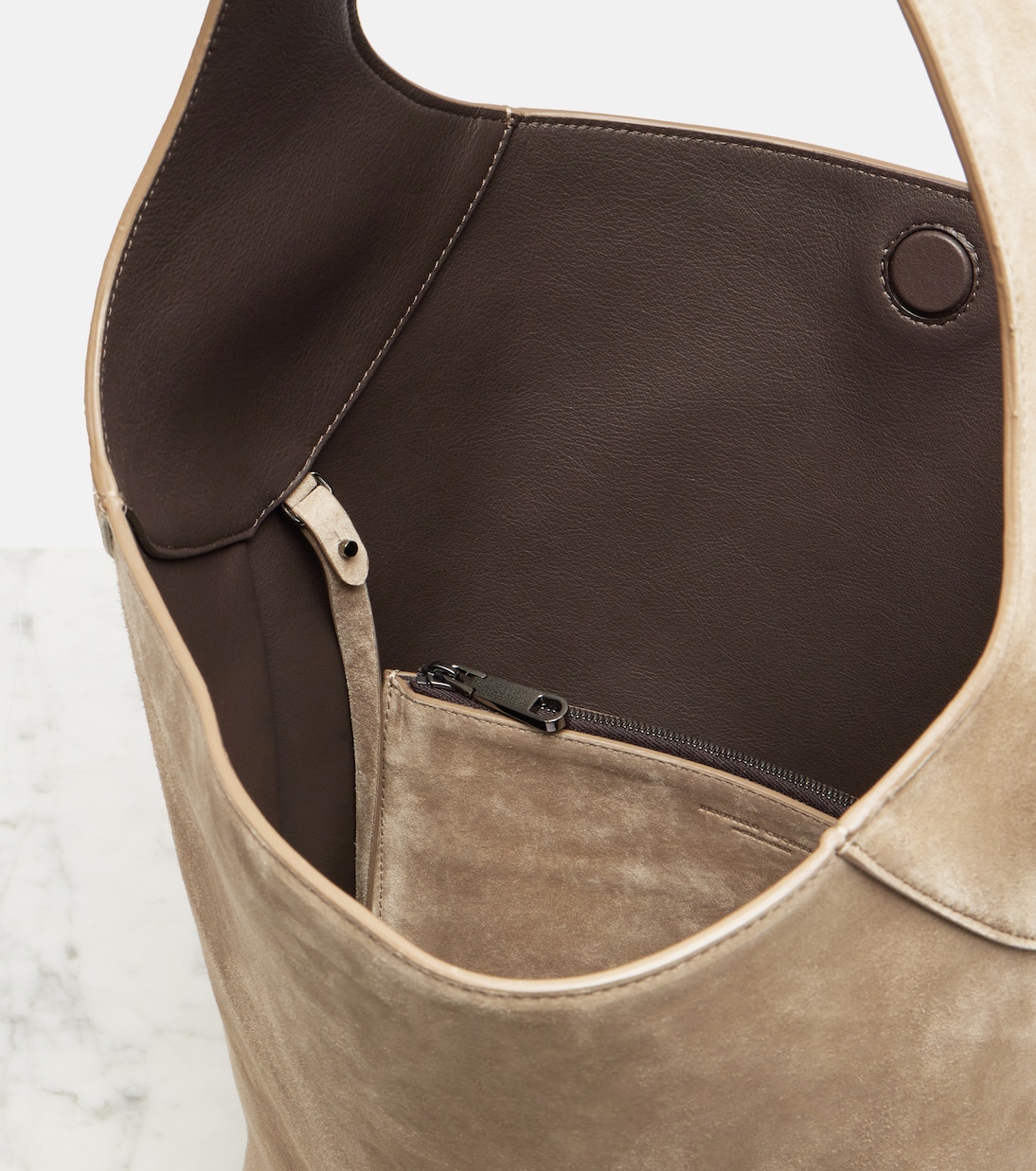 Bucket-Bag Large aus Veloursleder | Brunello Cucinelli