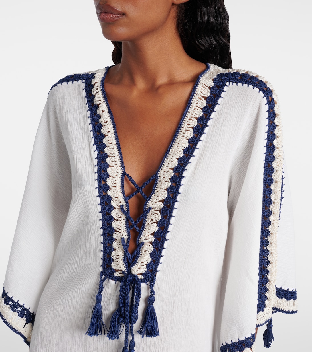 Caftano con crochet di cotone | Anna Kosturova
