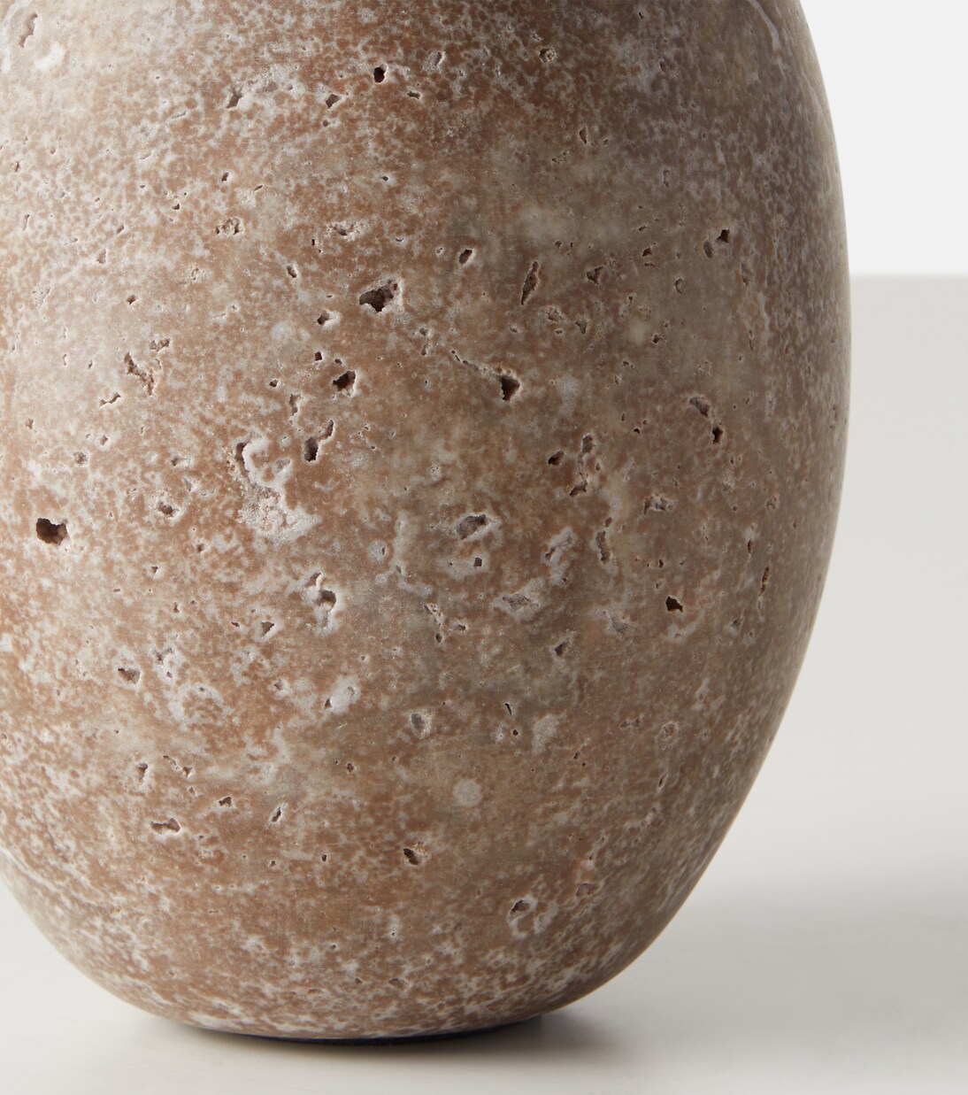 Dado Small marble vase | Michaël Verheyden