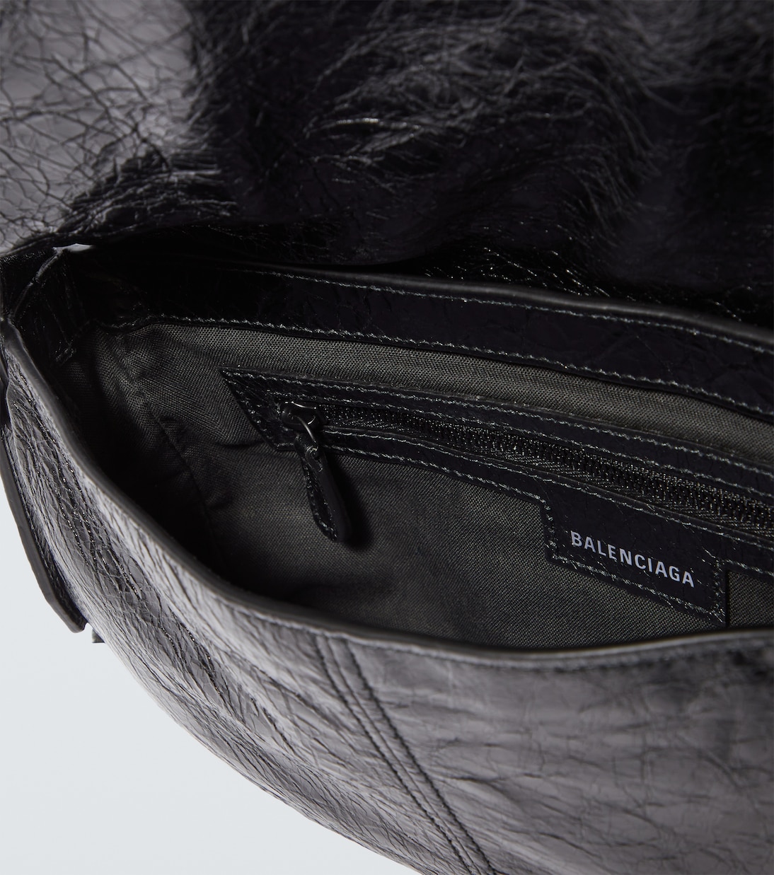 Messenger Bag Le Cagole XS aus Leder | Balenciaga