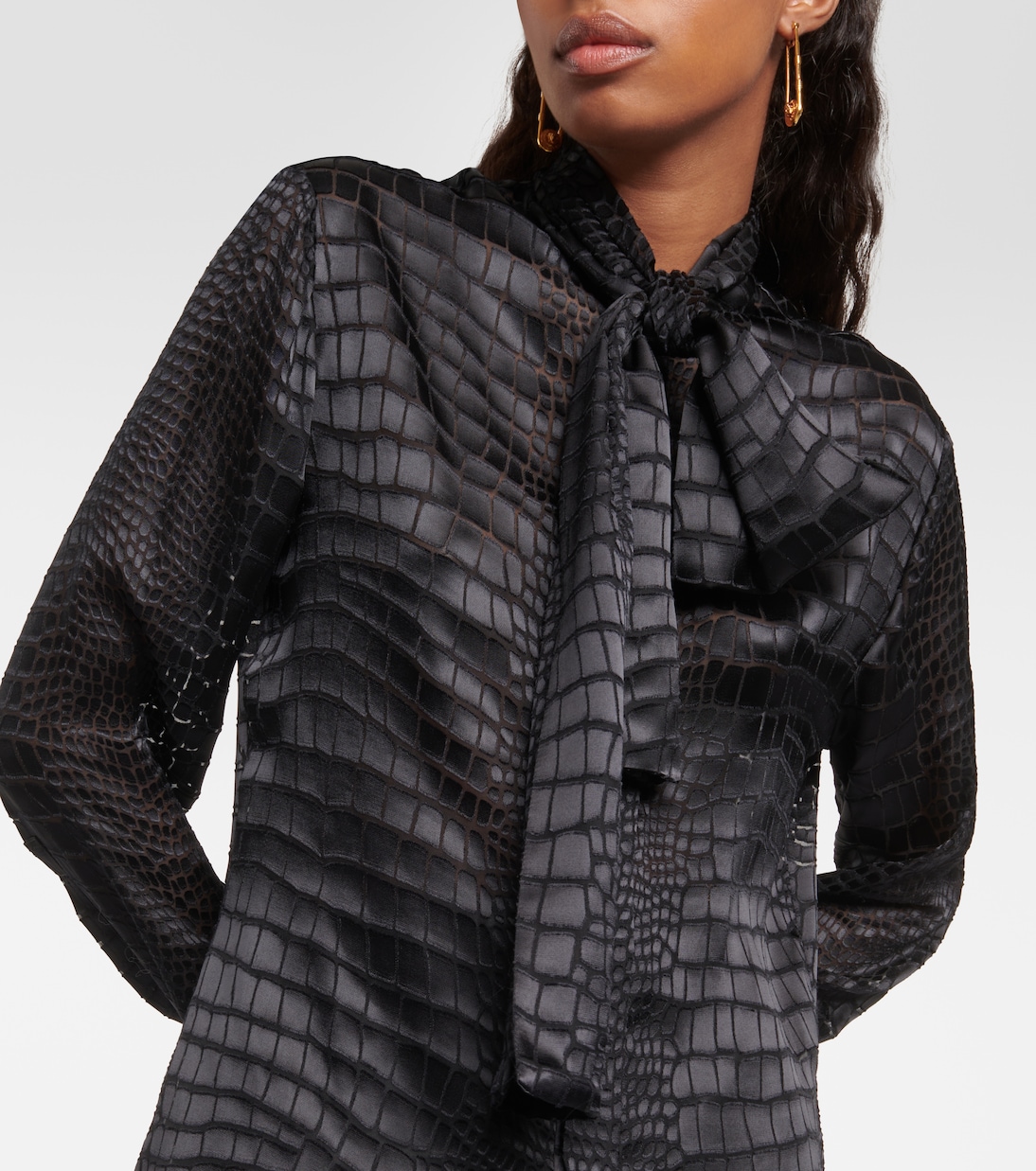 Schluppenbluse aus Devoré | Versace