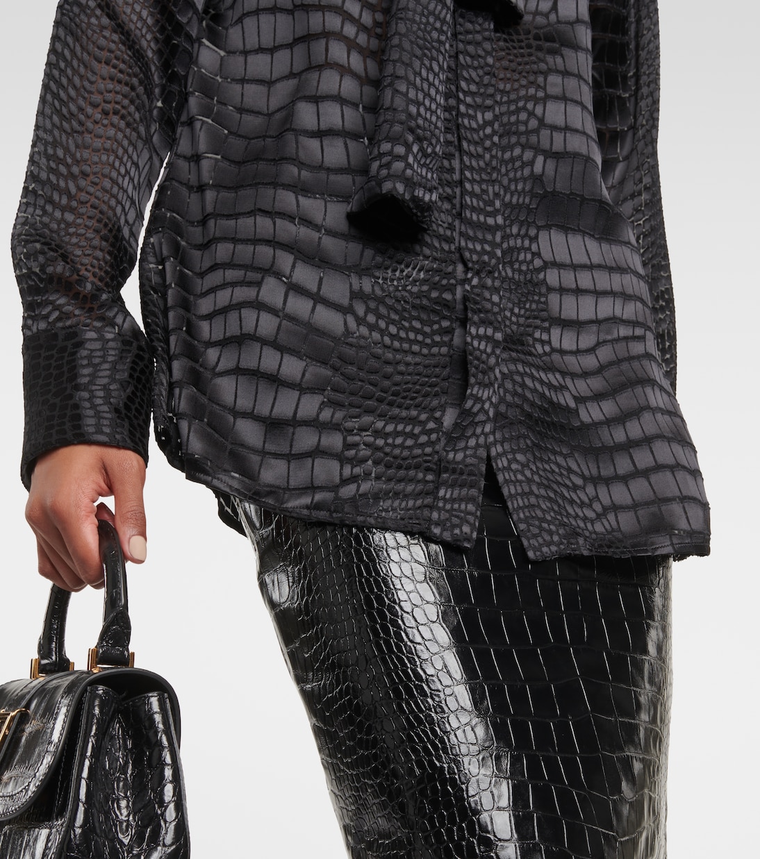 Schluppenbluse aus Devoré | Versace