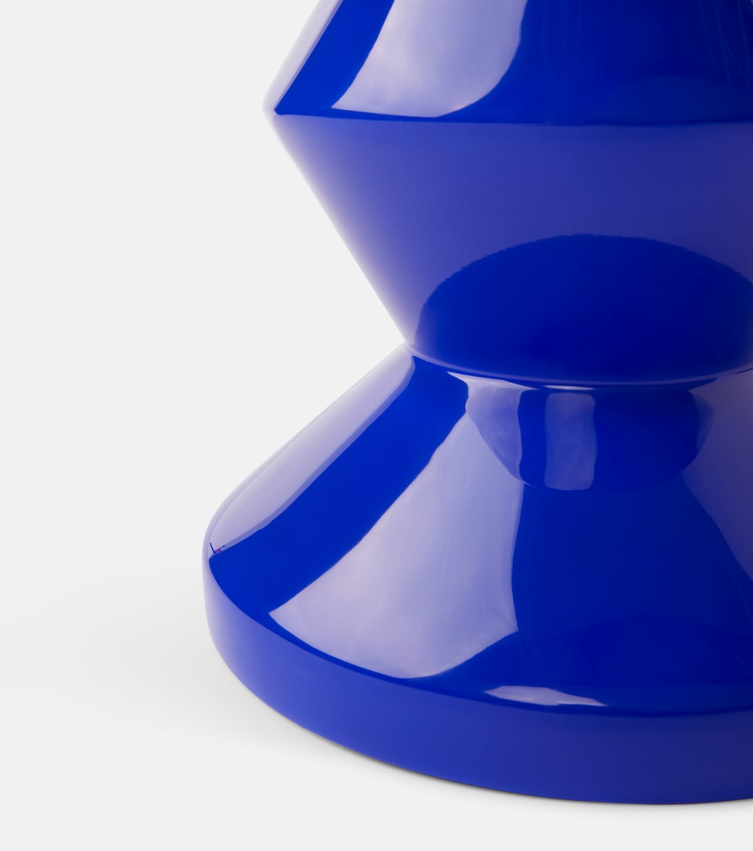 Zig Zag stool | Polspotten