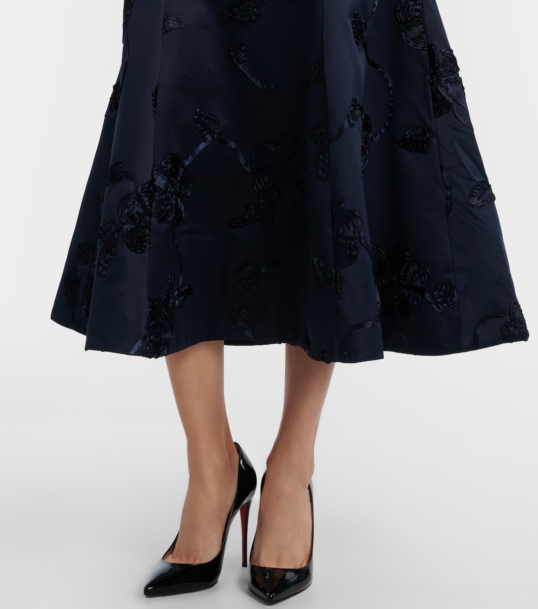 Floral embroidered strapless midi dress | Rotate