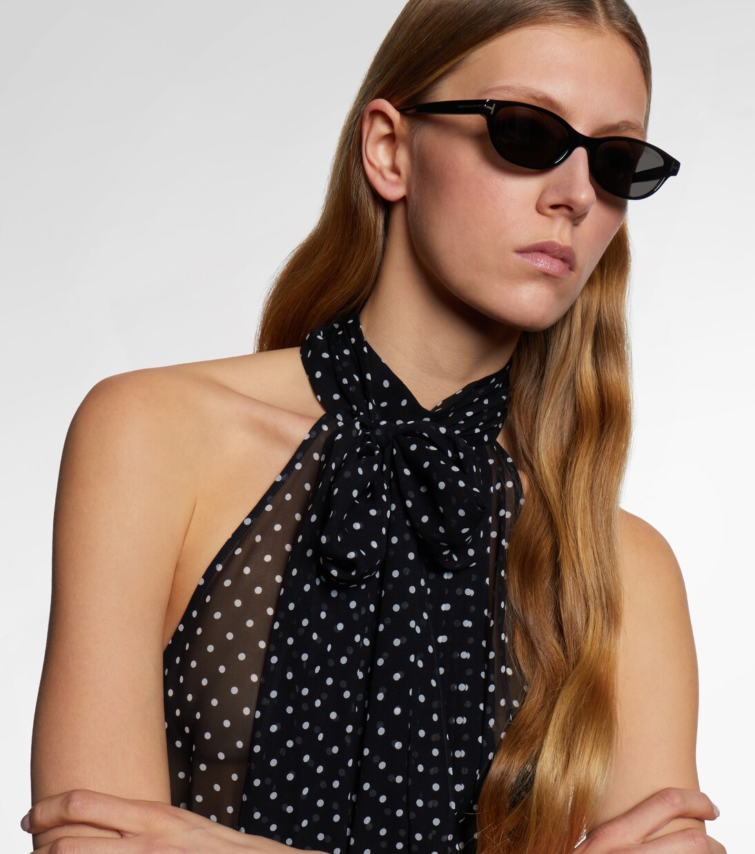 Chloe cat-eye sunglasses in black - Tom Ford | Mytheresa display picture 3