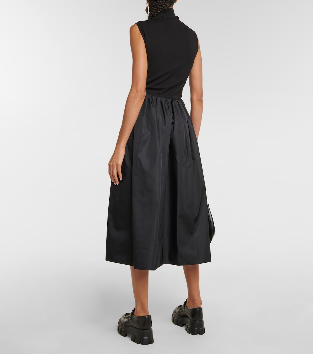 Vestido midi con cuello mock | Prada
