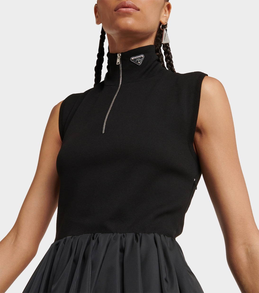Vestido midi con cuello mock | Prada