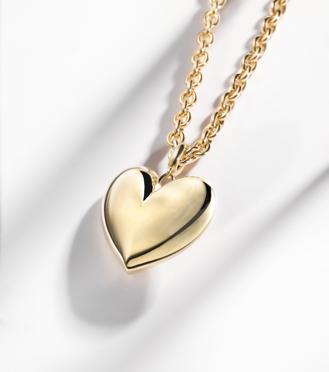 Collana con pendente in oro 14kt 