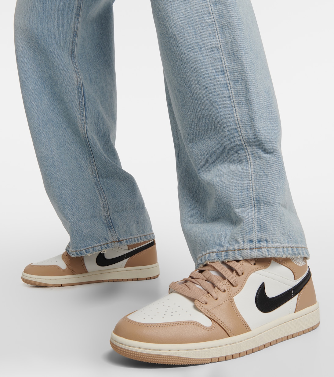 Baskets Jordan 1 Mid en cuir | Nike