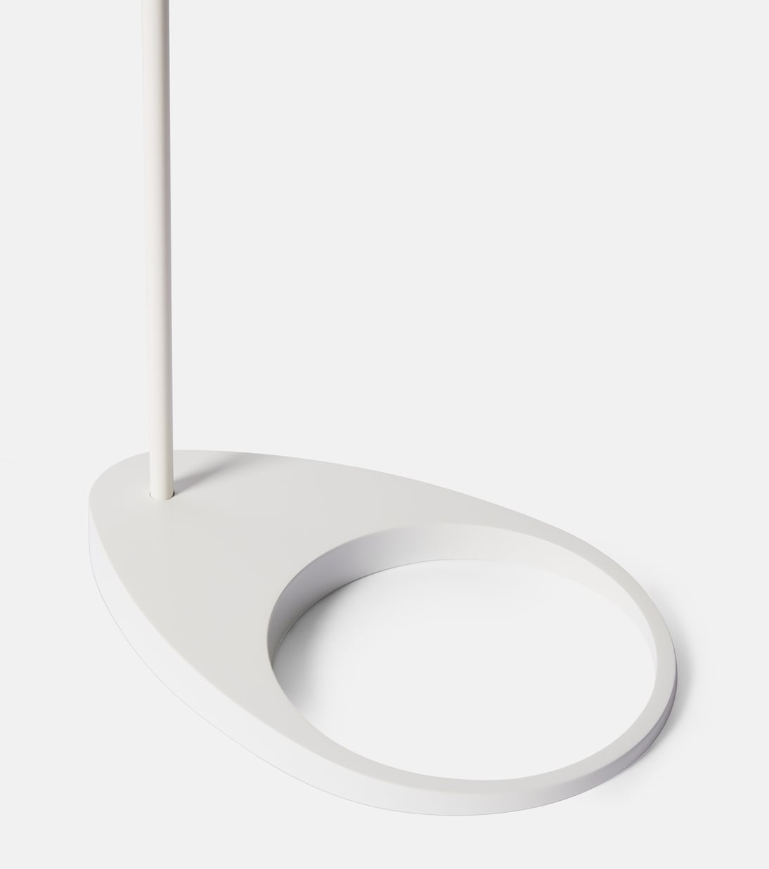 AJ floor lamp by Arne Jacobsen (US plug) | Louis Poulsen