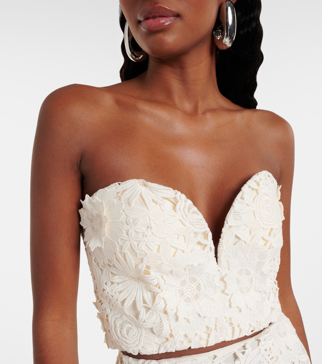 Bustier de novia de encaje | Rotate