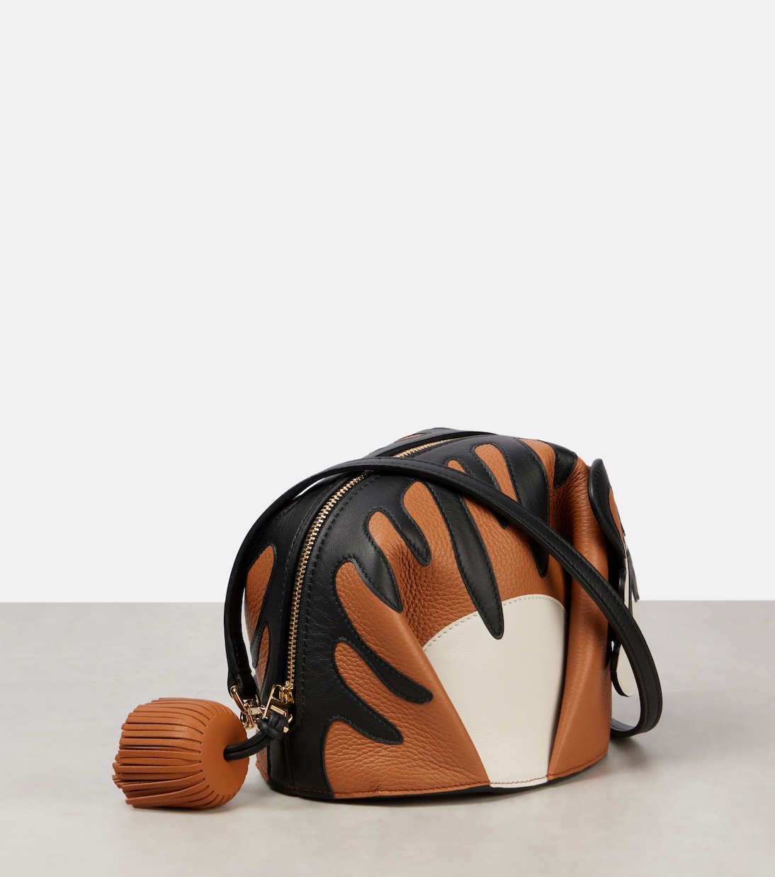 Paula's Ibiza - Clutch Tiger in pelle | Loewe