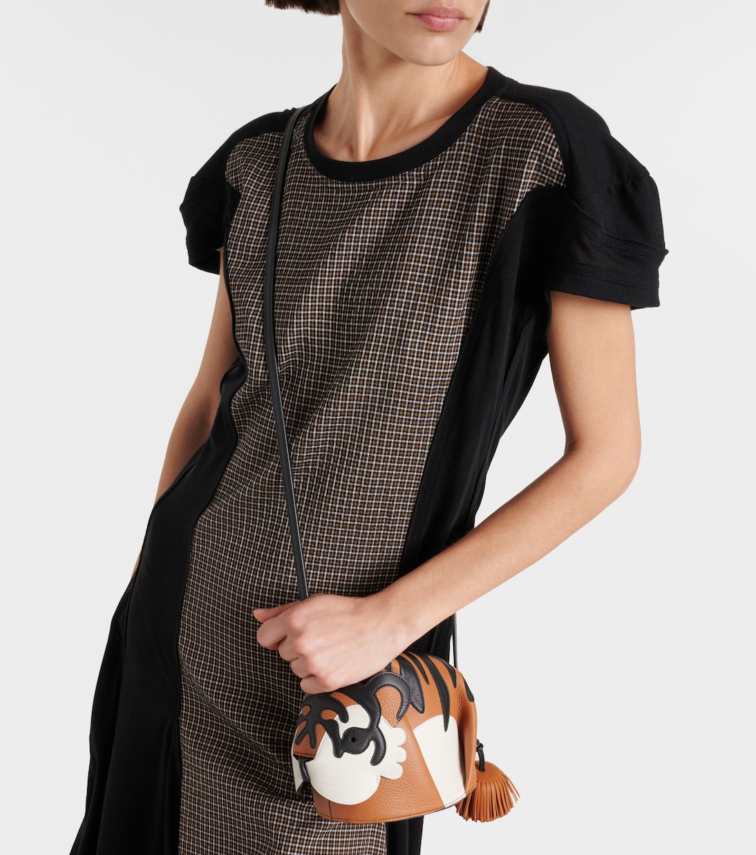 Paula's Ibiza - Clutch Tiger in pelle | Loewe