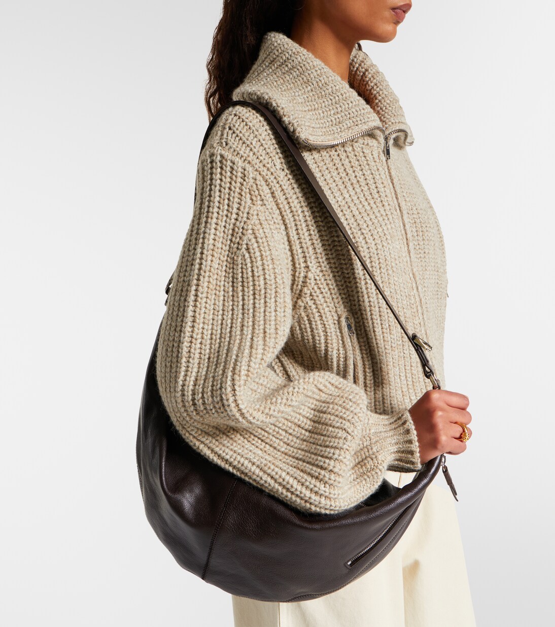 Schultertasche Quiver aus Leder | Lemaire