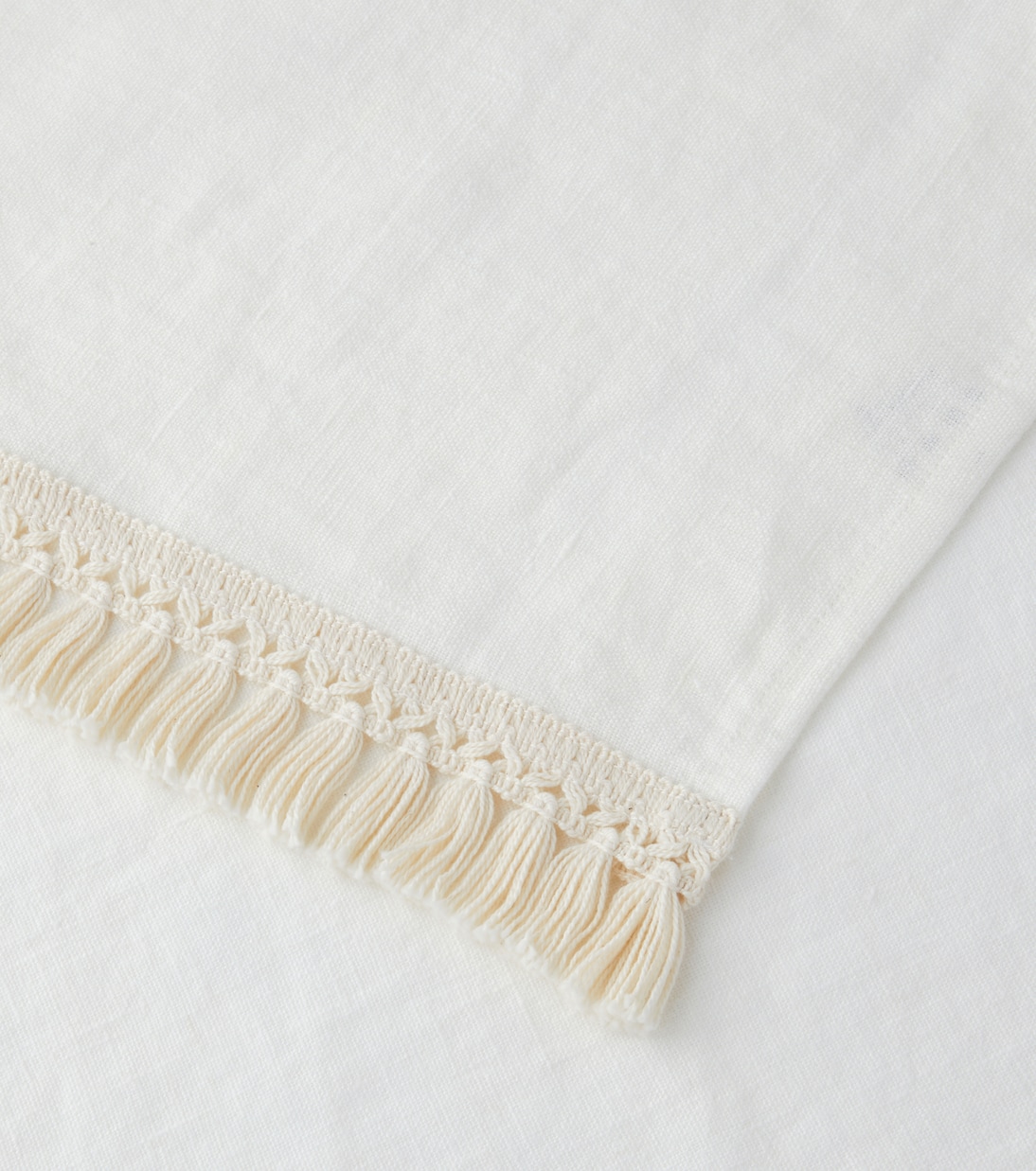 Fringed linen beach towel | Once Milano