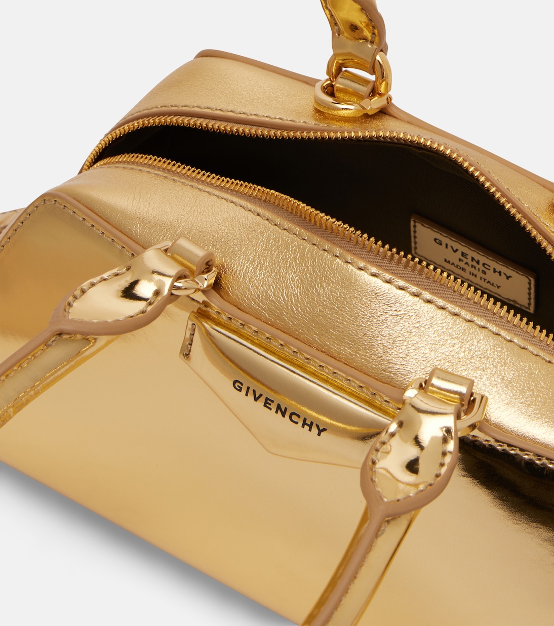 Tote Antigona East-West Mini aus Metallic-Leder | Givenchy