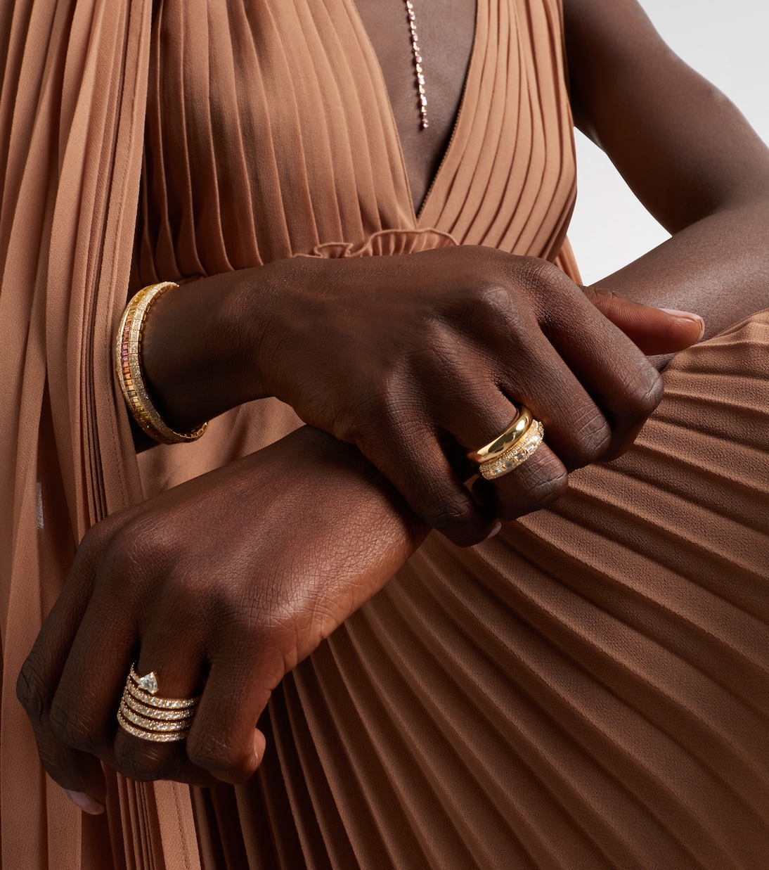 Orbit 18kt gold ring with diamonds | Shay Jewelry