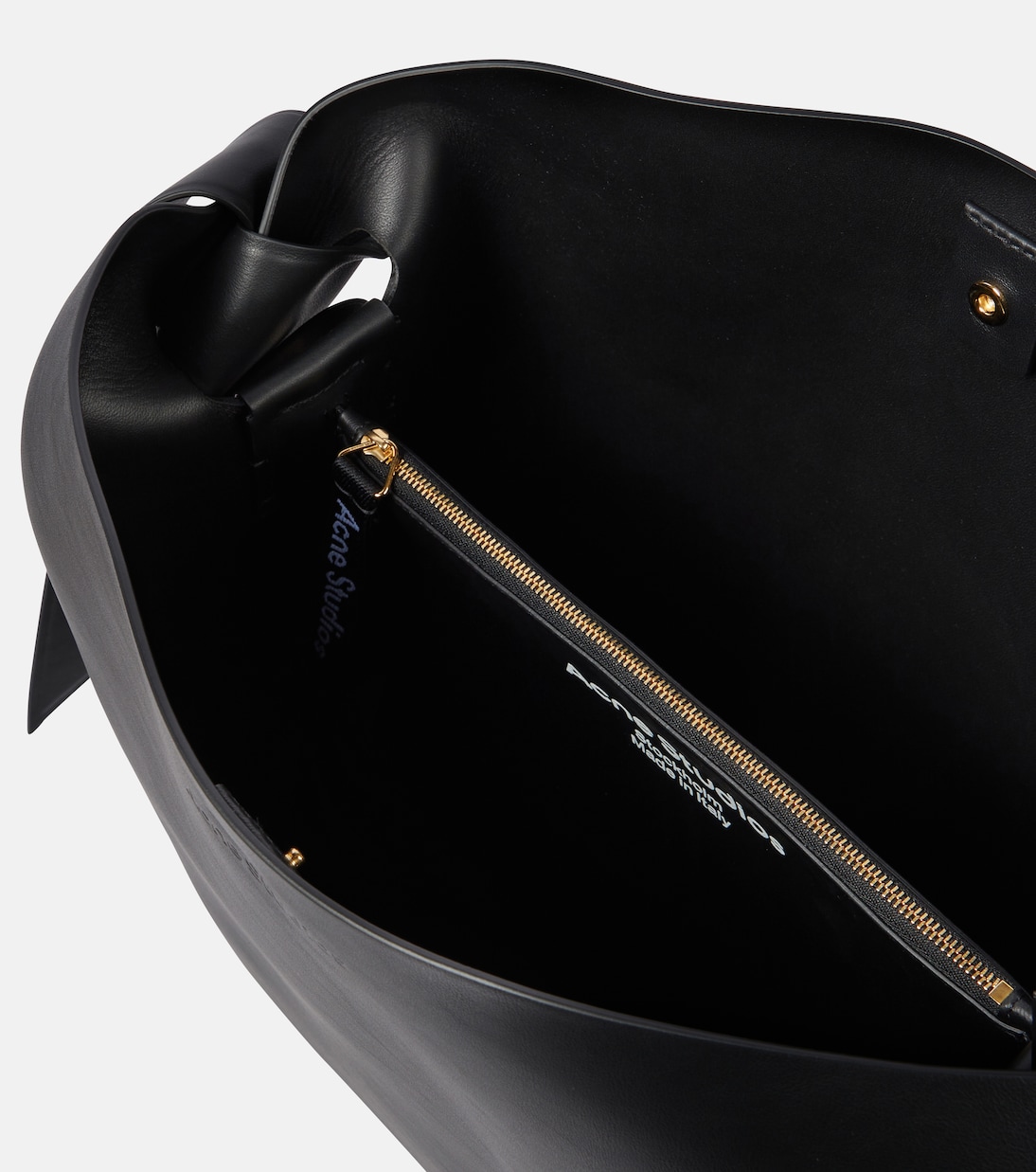 Schultertasche Musubi Midi aus Leder | Acne Studios