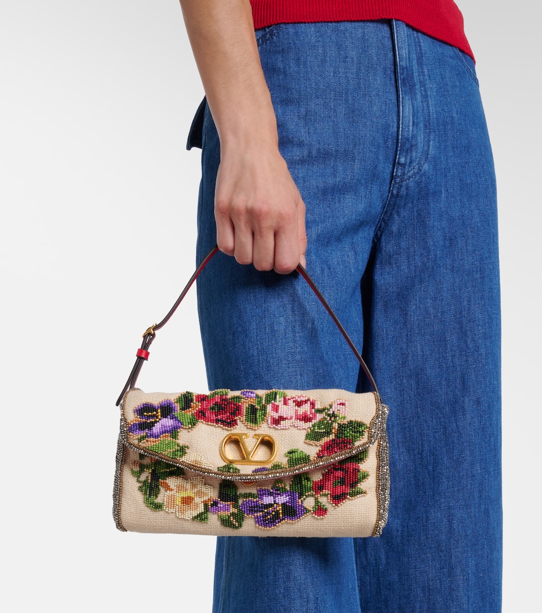 Vain Soft Small beaded shoulder bag | Valentino Garavani