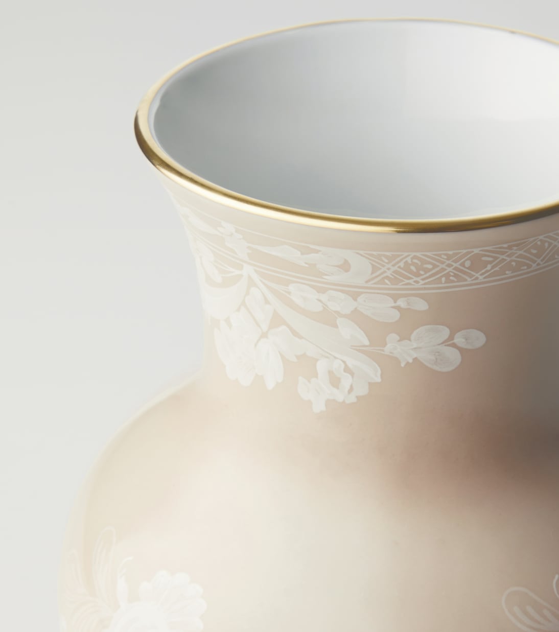 Oriente Italiano Ming porcelain vase  | Ginori 1735
