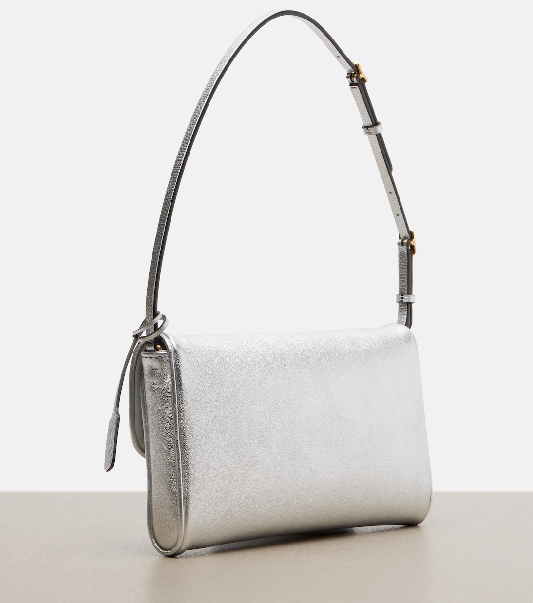 DeVain Small metallic leather shoulder bag | Valentino Garavani