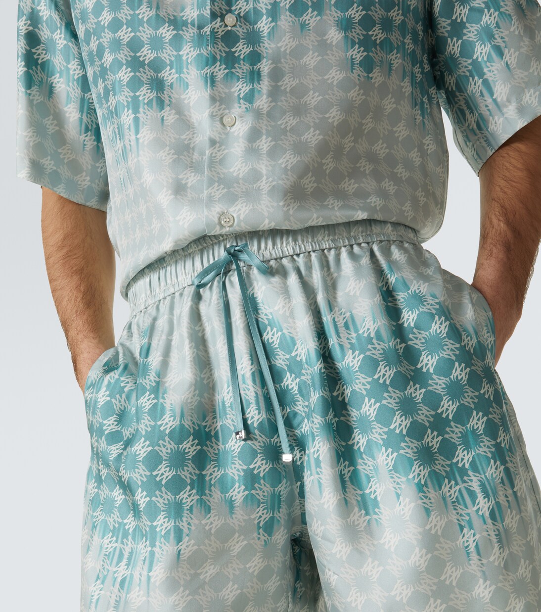 Shorts MA Quad in seta con stampa | Amiri