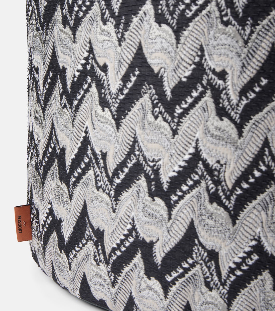 Fluidity Zigzag pouf  | Missoni