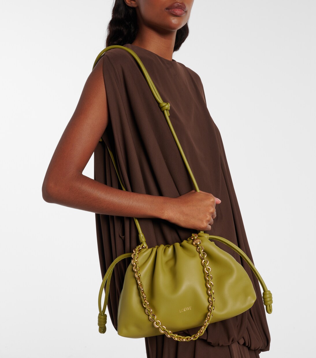 Flamenco Medium leather clucth | Loewe