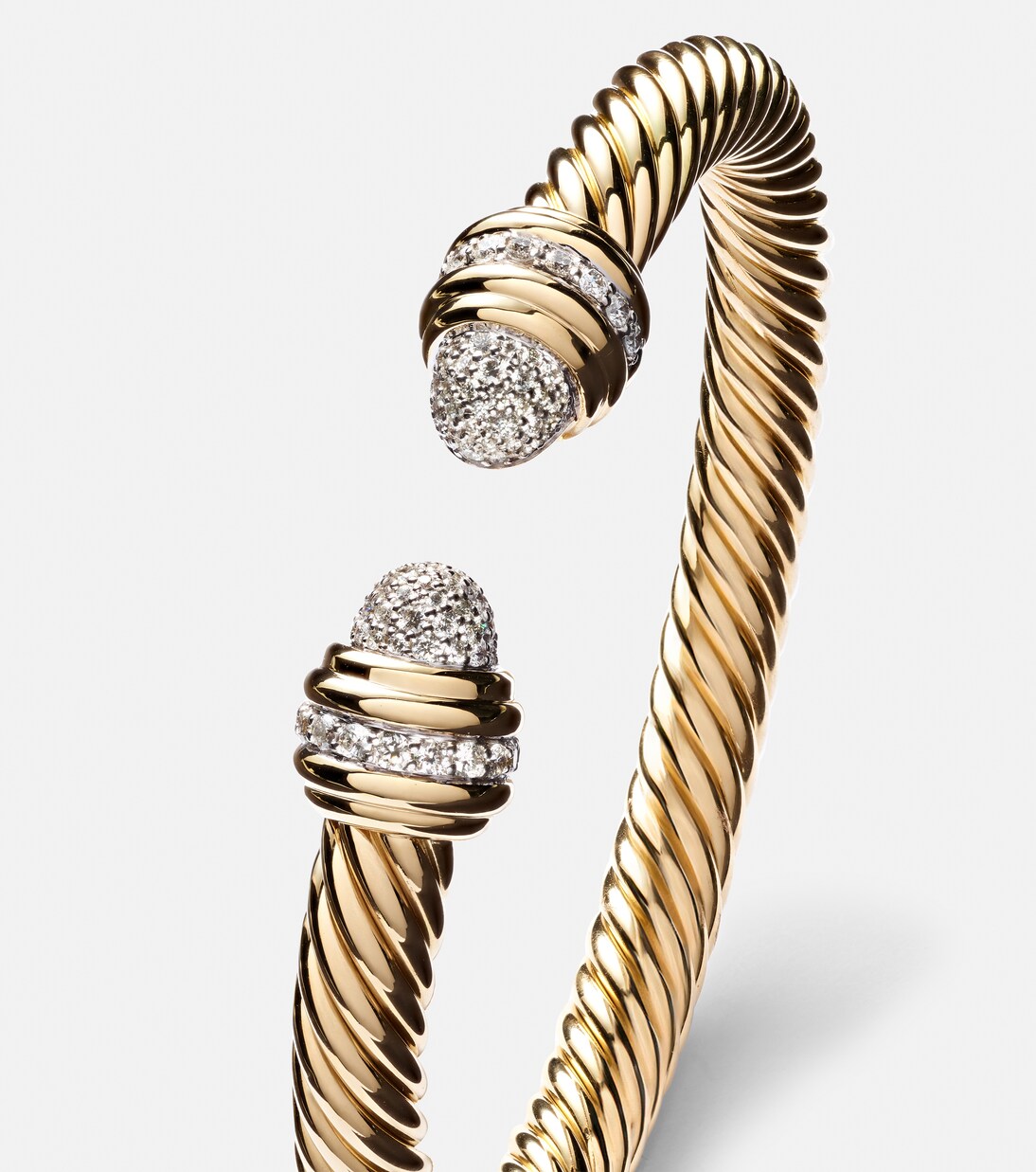 Bracciale Classic Cablespira® in oro 18kt con diamanti | David Yurman