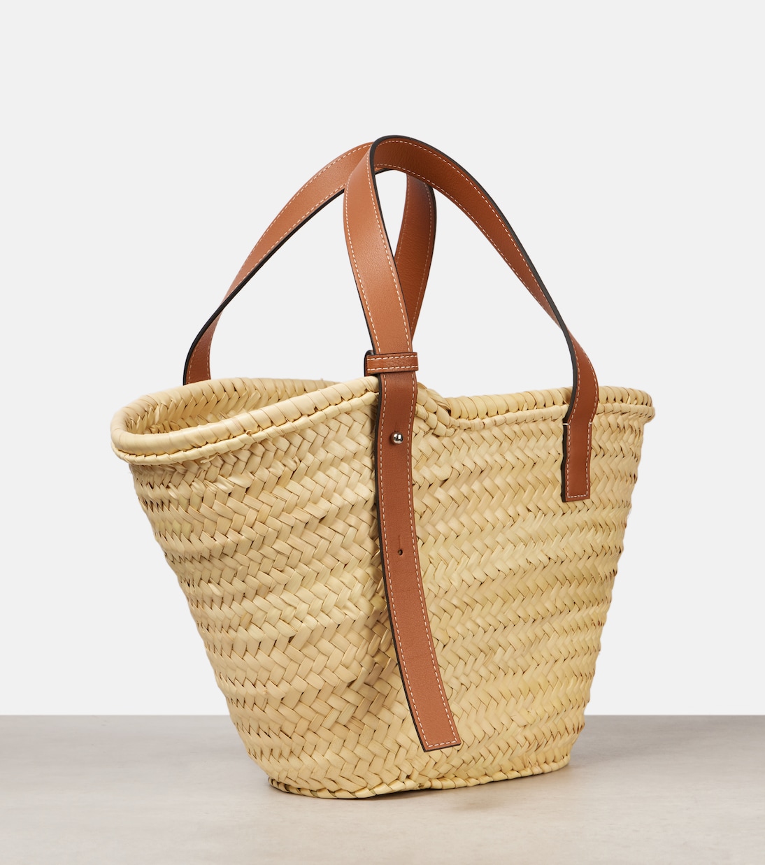 Sac panier Medium en cuir | Loewe