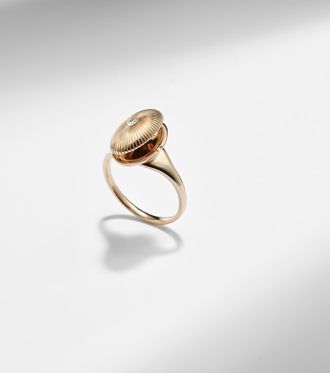 Anello in oro 9kt con diamante | Persée