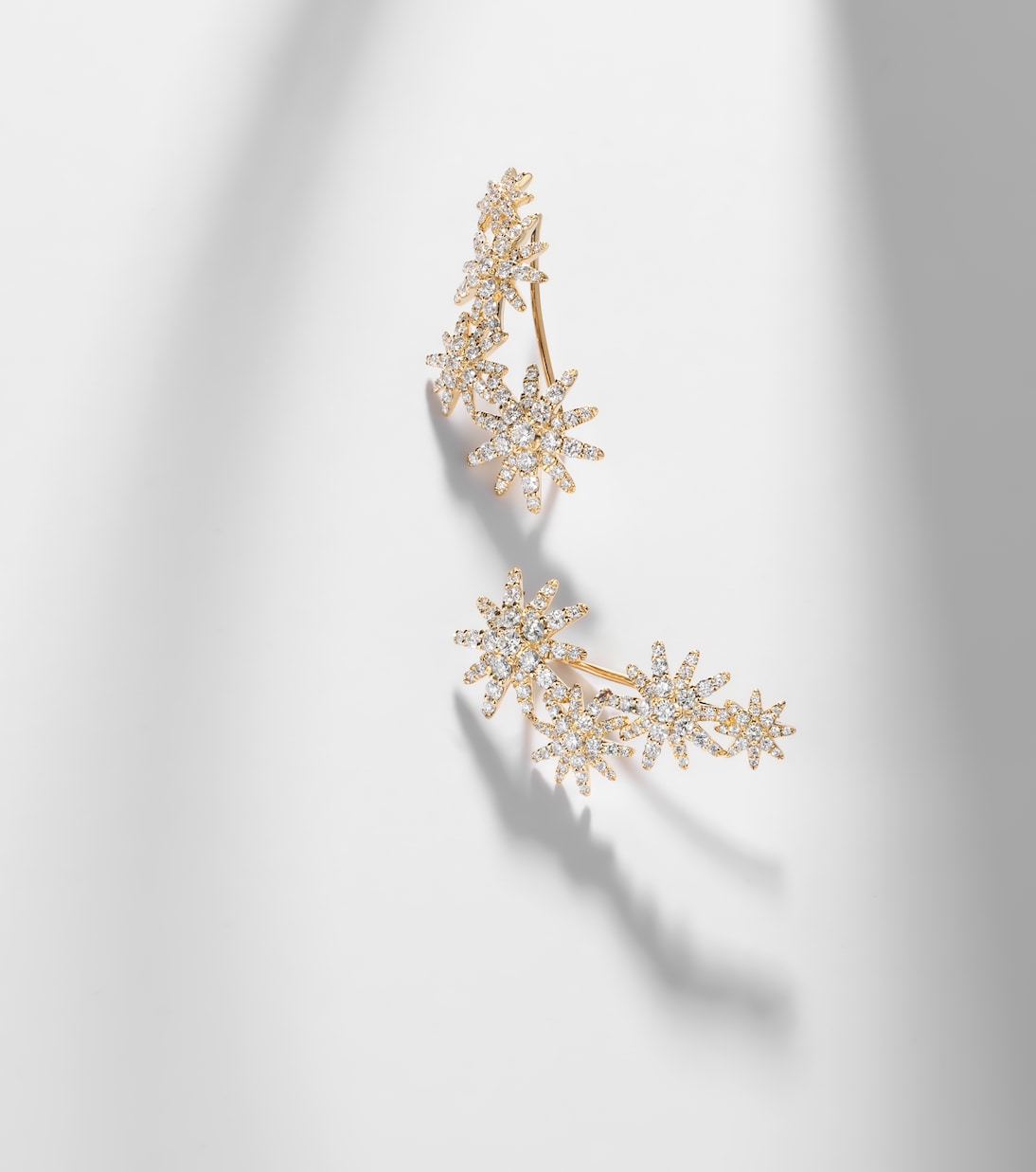 Starburst 18kt gold earrings with diamonds | David Yurman