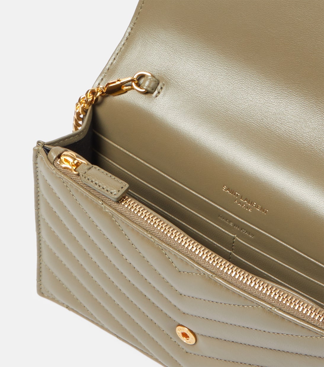 Cassandre Envelope leather wallet on chain | Saint Laurent