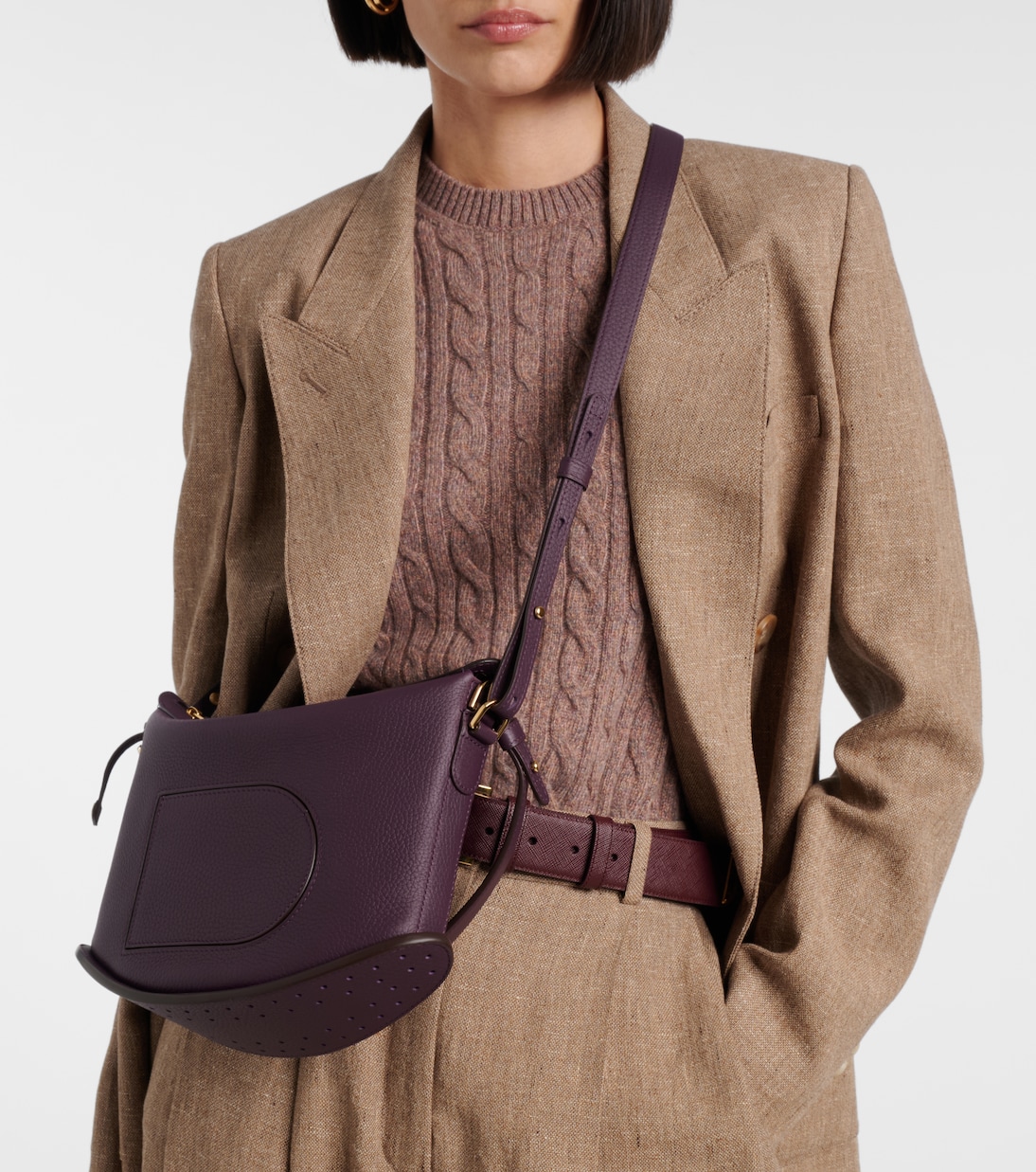 Pin Small leather tote bag | Delvaux