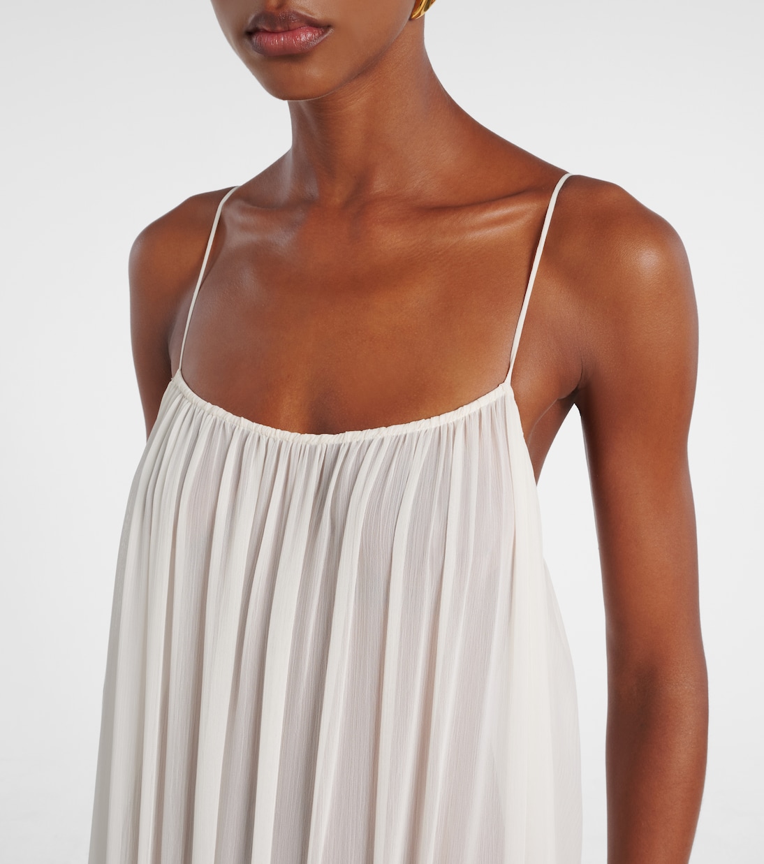 Feather-trimmed gathered gown | Xu Zhi