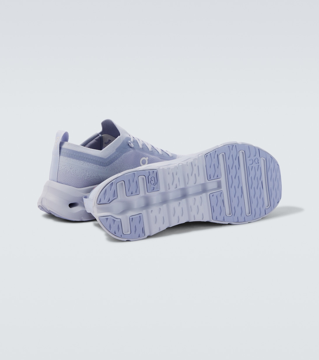 Cloudtilt Moon running shoes | On