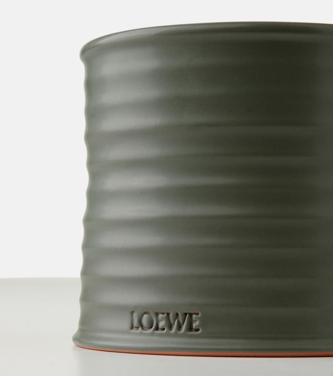 Marihuana Medium scented candle | Loewe Home Scents