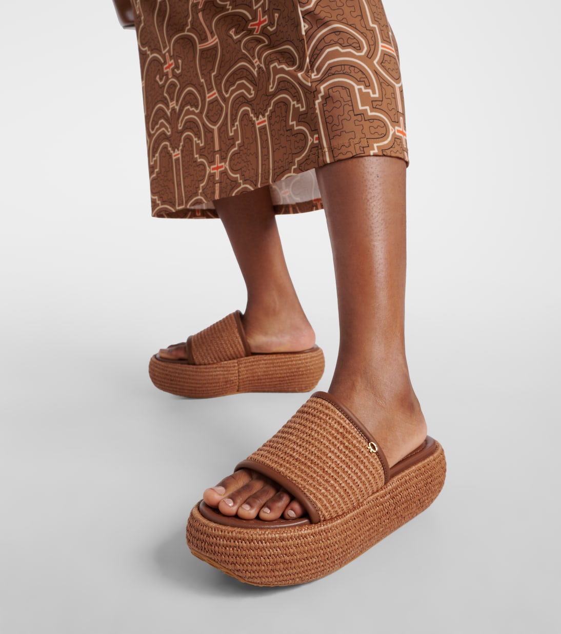 Amami leather and raffia platform mules | Gianvito Rossi