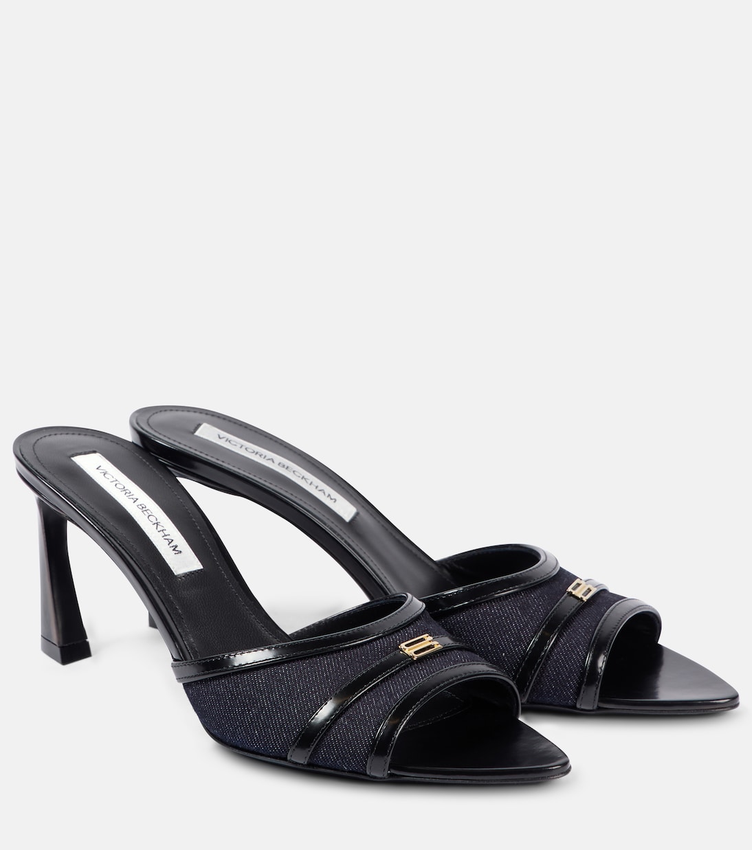 Scarpe in pelle e denim firmate Victoria Beckham per uno stile giovane e trendy