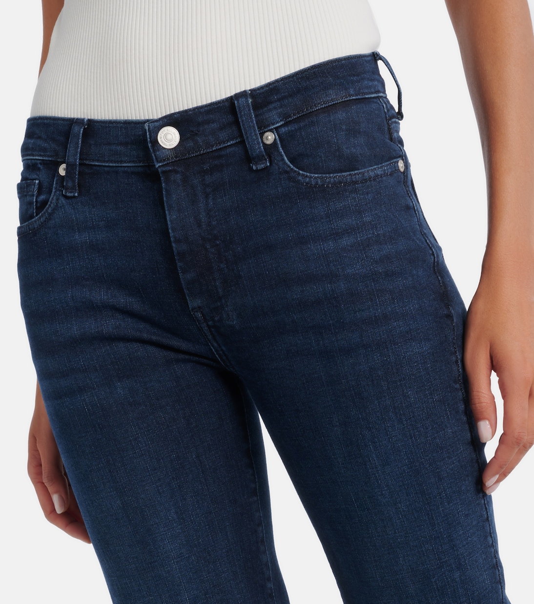 Jeans flared Dojo con tachuelas de tiro bajo | 7 For All Mankind