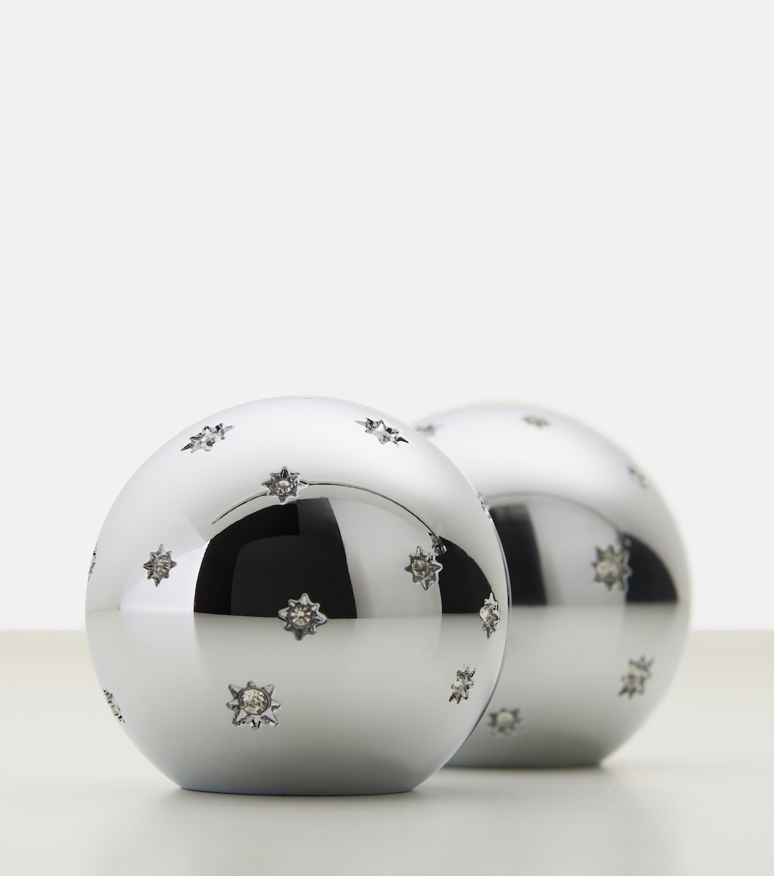 Stars set of 2 salt and pepper shakers | L'Objet