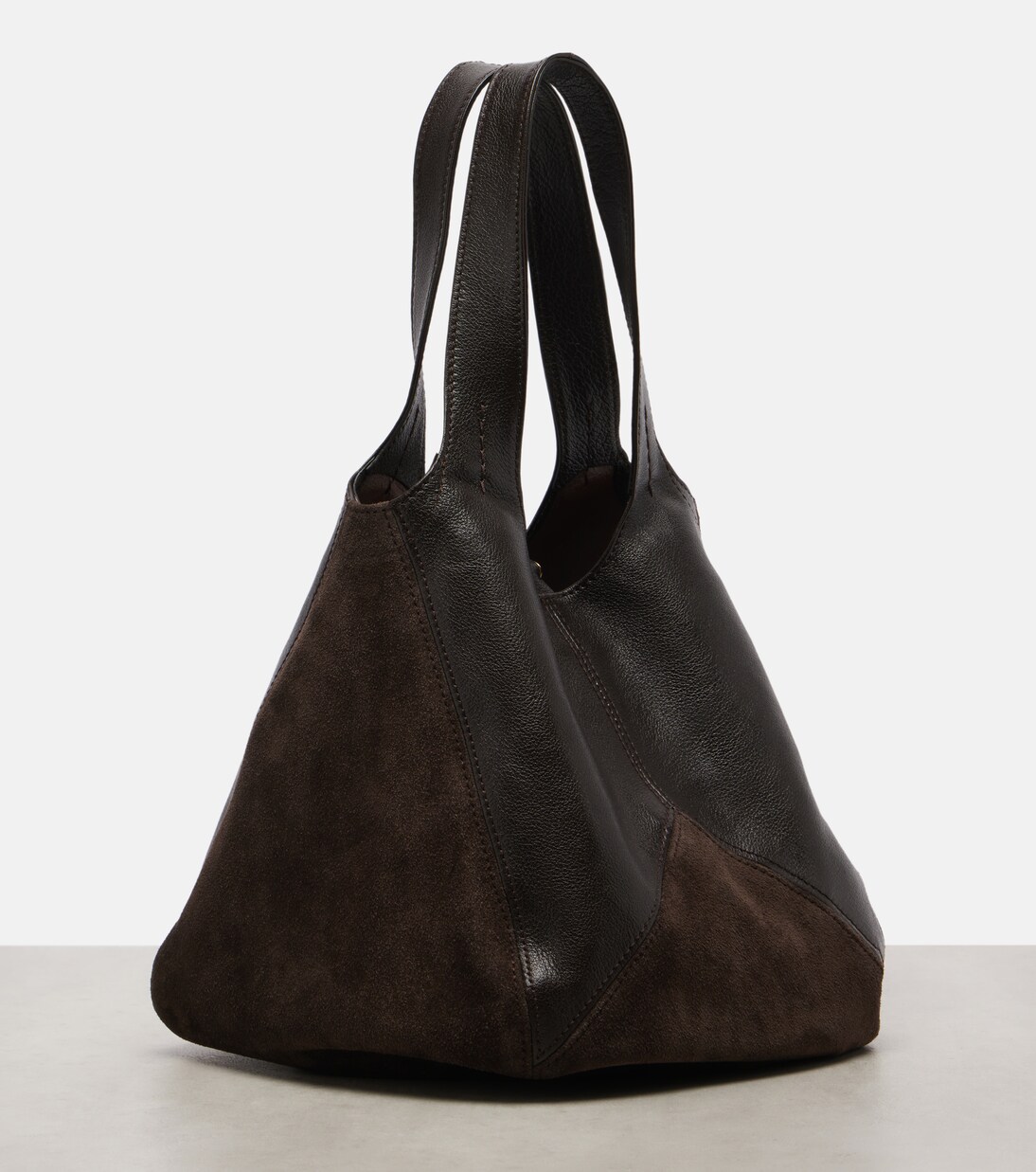Chloé Balloon Small leather and suede shoulder bag | Chloé
