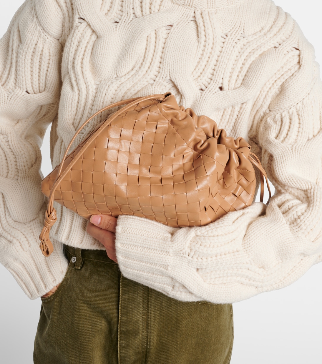 Dustbag Intrecciato Small leather clutch | Bottega Veneta
