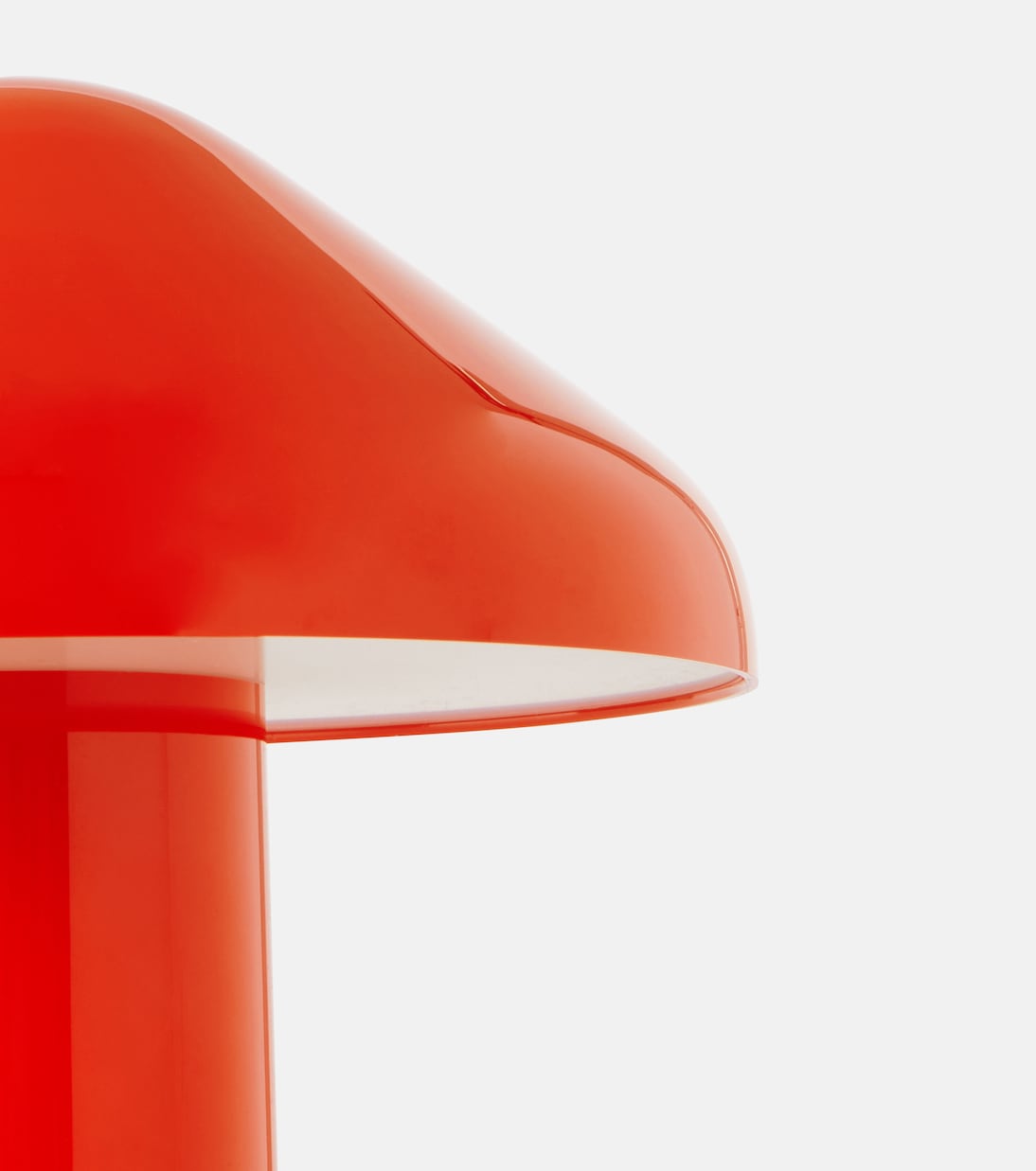 Pao Portable desk lamp | Hay